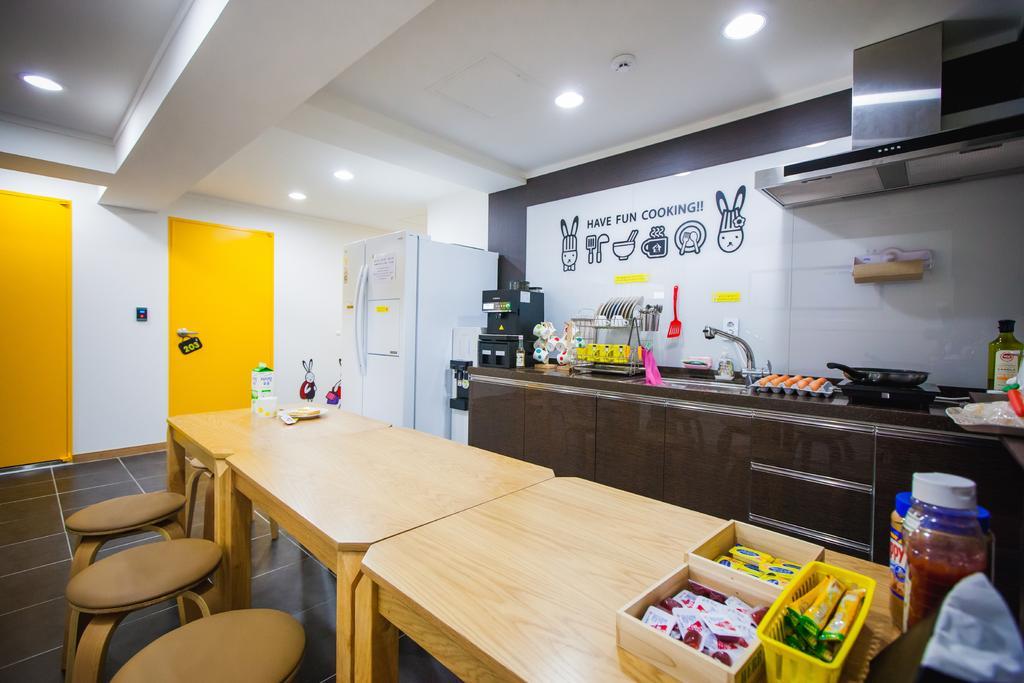 24 Guesthouse Haeundae Premier Busan Eksteriør billede